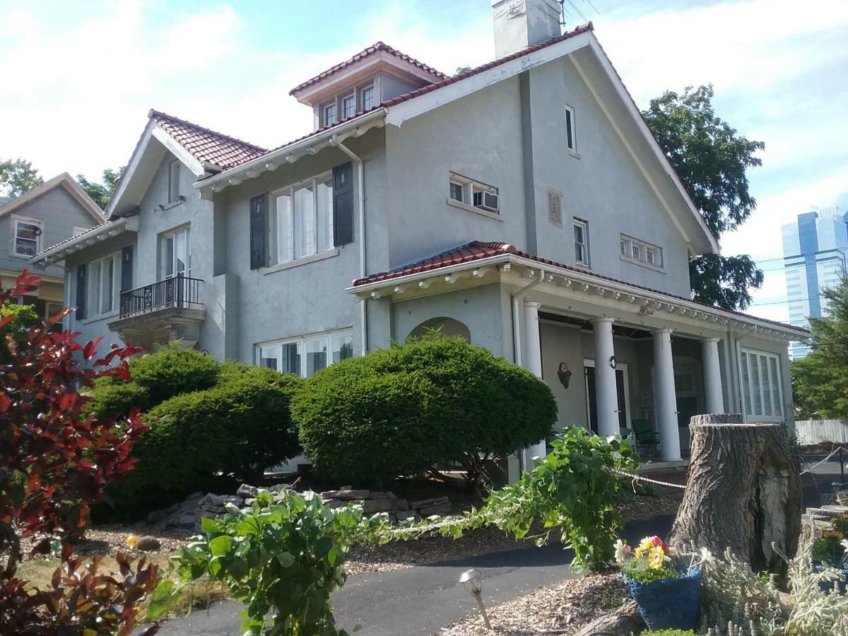 Hanover House Bed And Breakfast Niagara Falls Exterior photo